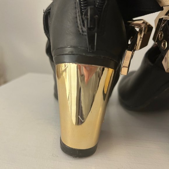 Women's Black heel ankle boots - Picture 3 of 7